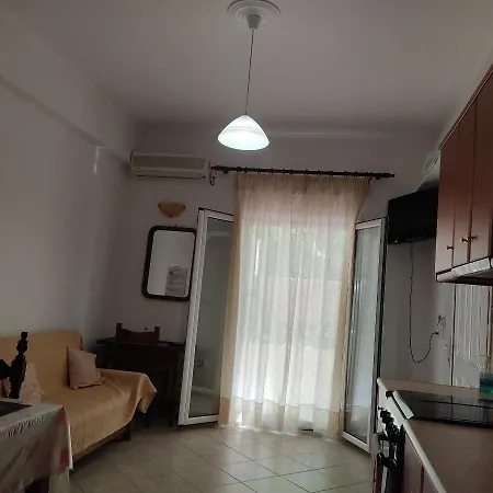 Nikolaou Thomas House Apartment Parga Exterior photo